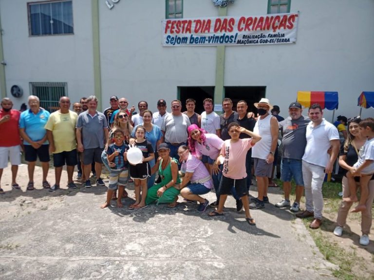 ARLS LUZ DO PLANALTO REALIZA FESTA PARA AS CRIANÇAS CARENTES ARLS LUZ DO PLANALTO REALIZA FESTA PARA AS CRIANÇAS CARENTES