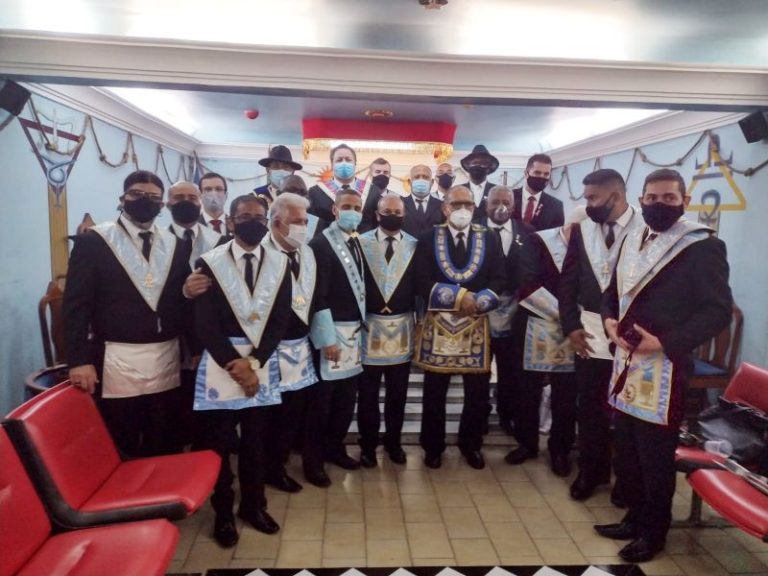 ARLS ORDEM E PERSEVERANÇA INICIA QUATRO IRMÃOS ARLS ORDEM E PERSEVERANÇA INICIA QUATRO IRMÃOS
