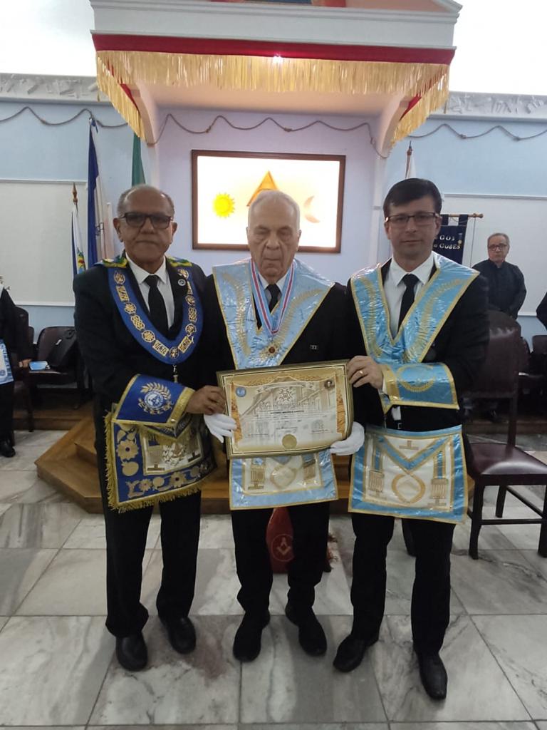 ARLS Acácia de Guarapari recebe o Grão-Mestre Estadual para entrega da Comenda da Ordem do Mérito Dom Pedro I