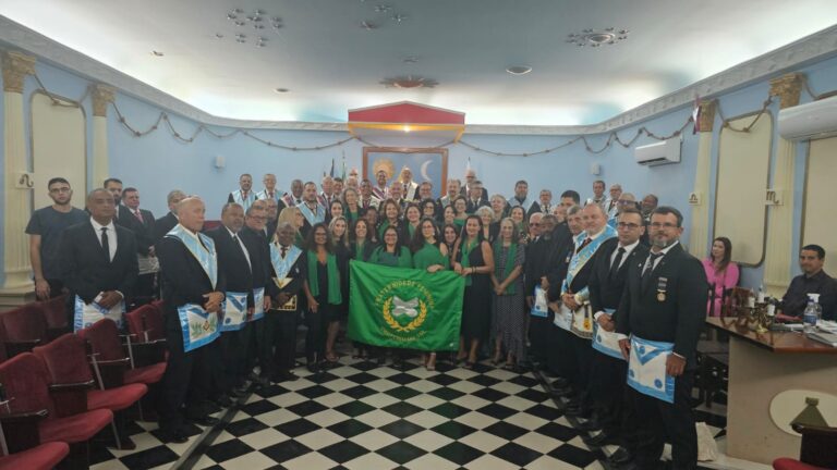 Grão-Mestre Estadual presente na fundação de mais uma Fraternidade Feminina e posse das diretorias das novas Frafens