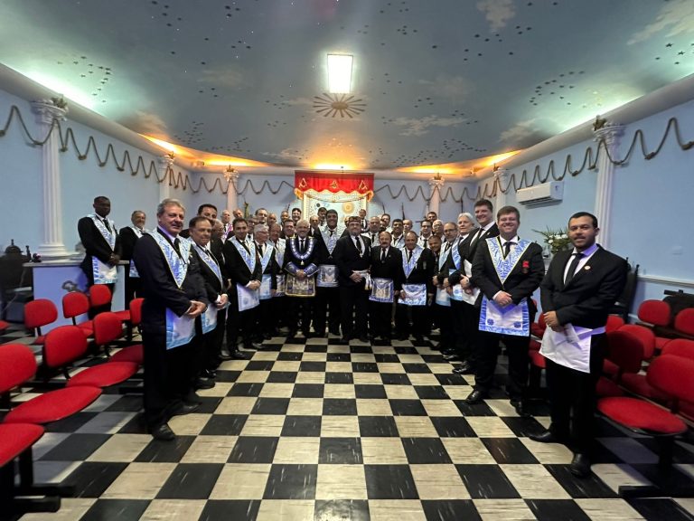 Grão-Mestre Estadual participa da Sessão Ordinária da ARLS Liberdade e Luz