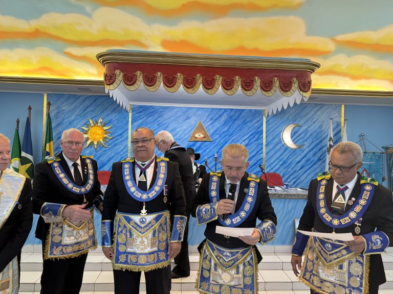 Grão-Mestre Estadual do GOB-ES participa dos festejos do Jubileu de Ouro da ARLS Luz e Liberdade II nº 1930 em Cuiabá, no MT