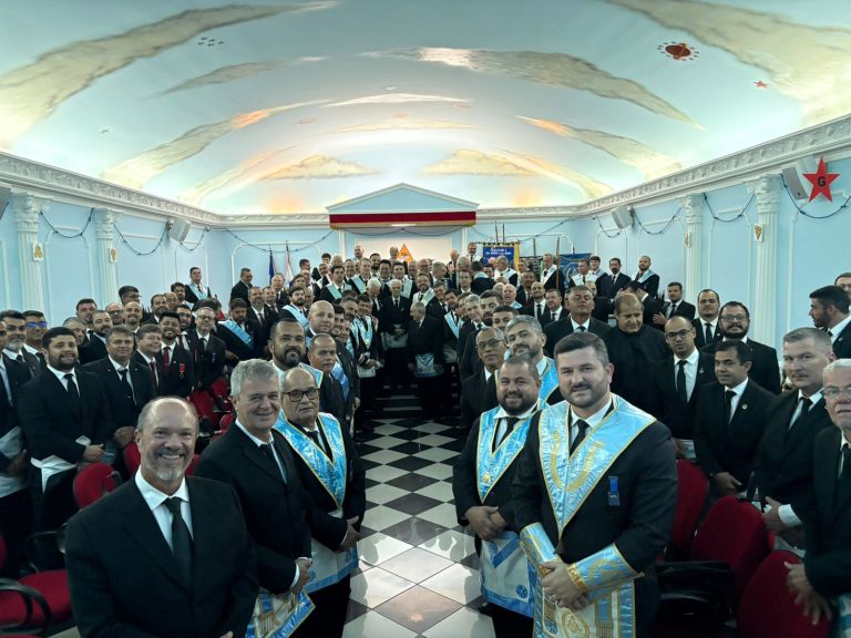 Sessão Conjunta reúne 118 Irmãos e fortalece integração entre Lojas