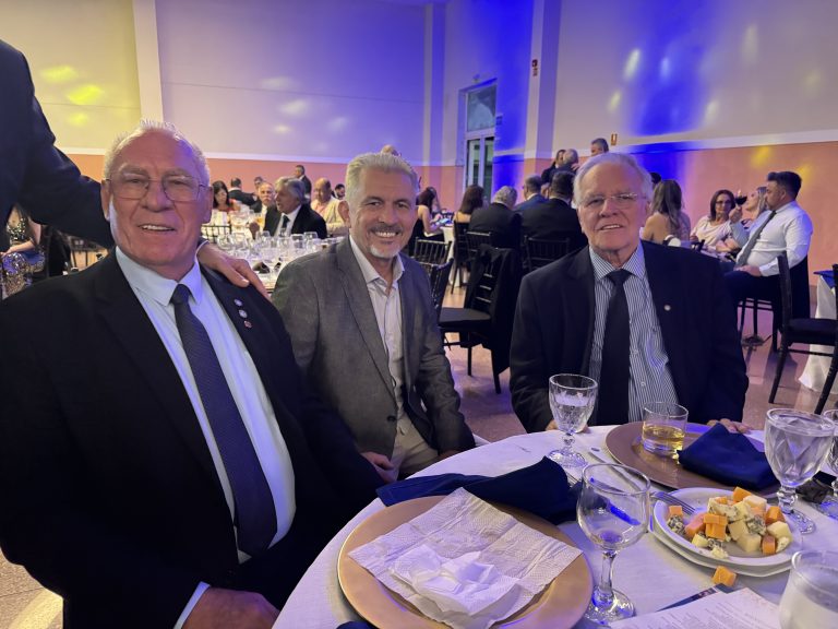 GOB-ES participa dos festejos de encerramento da SAFL com comitiva expressiva liderada pelo Grão-Mestre Estadual José Paulo Tonoli